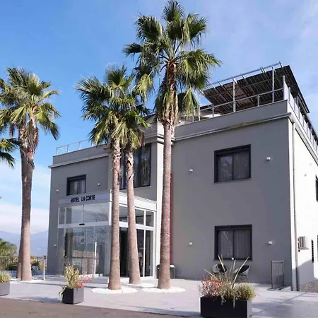 La Corte Park & 3* Palma Campania